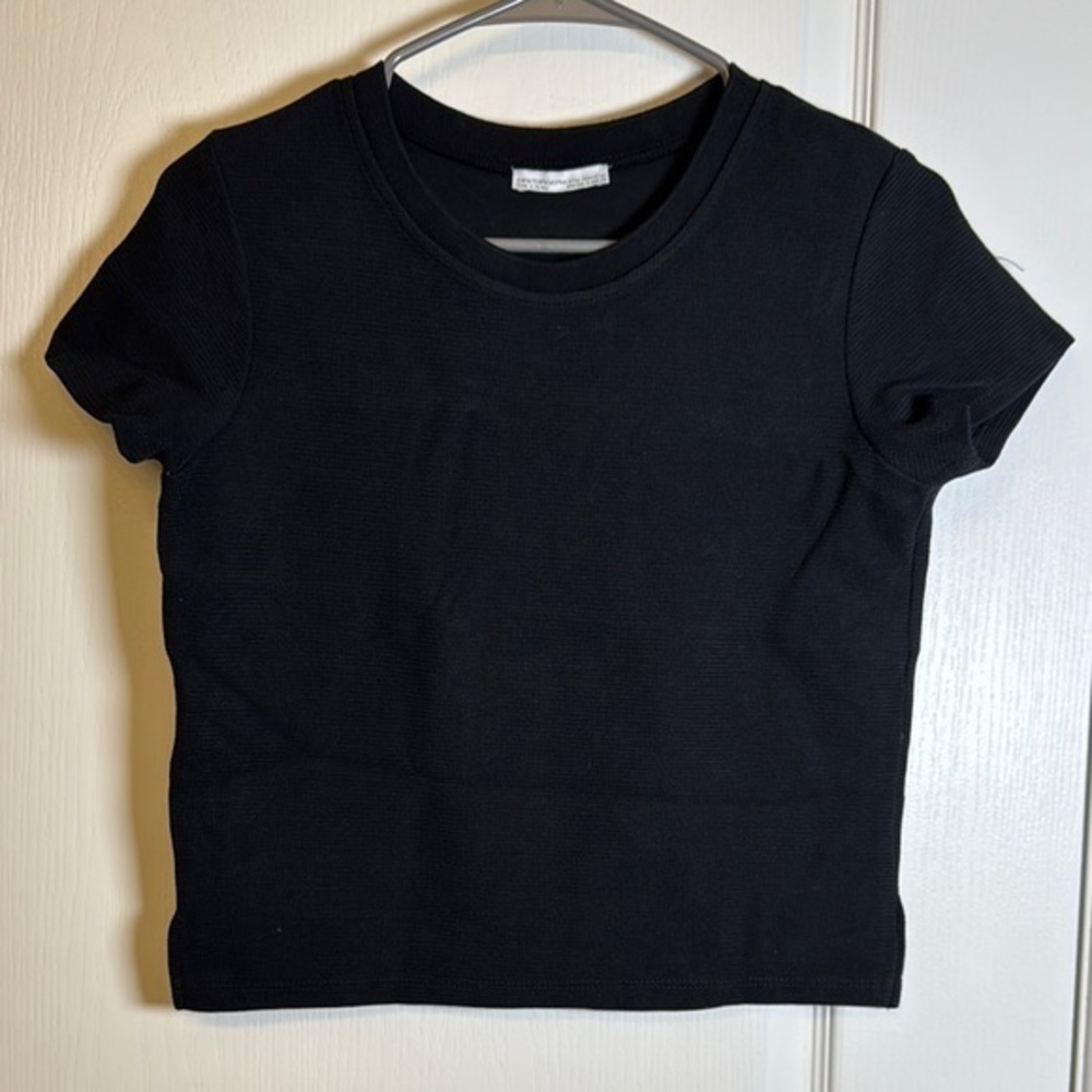 Zara Trafaluc Fall/Winter Black Textured Crop Top Size Small EUC #2557-OC